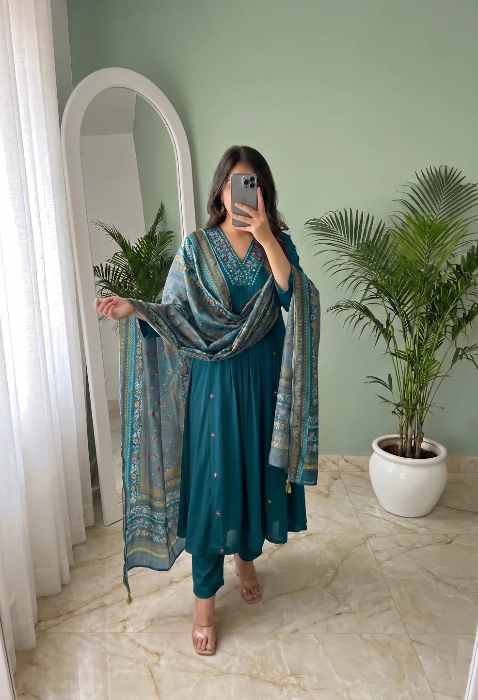 Hetvi Blue